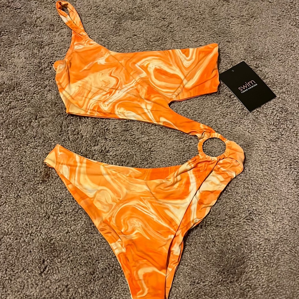 Naked wardrobe swim